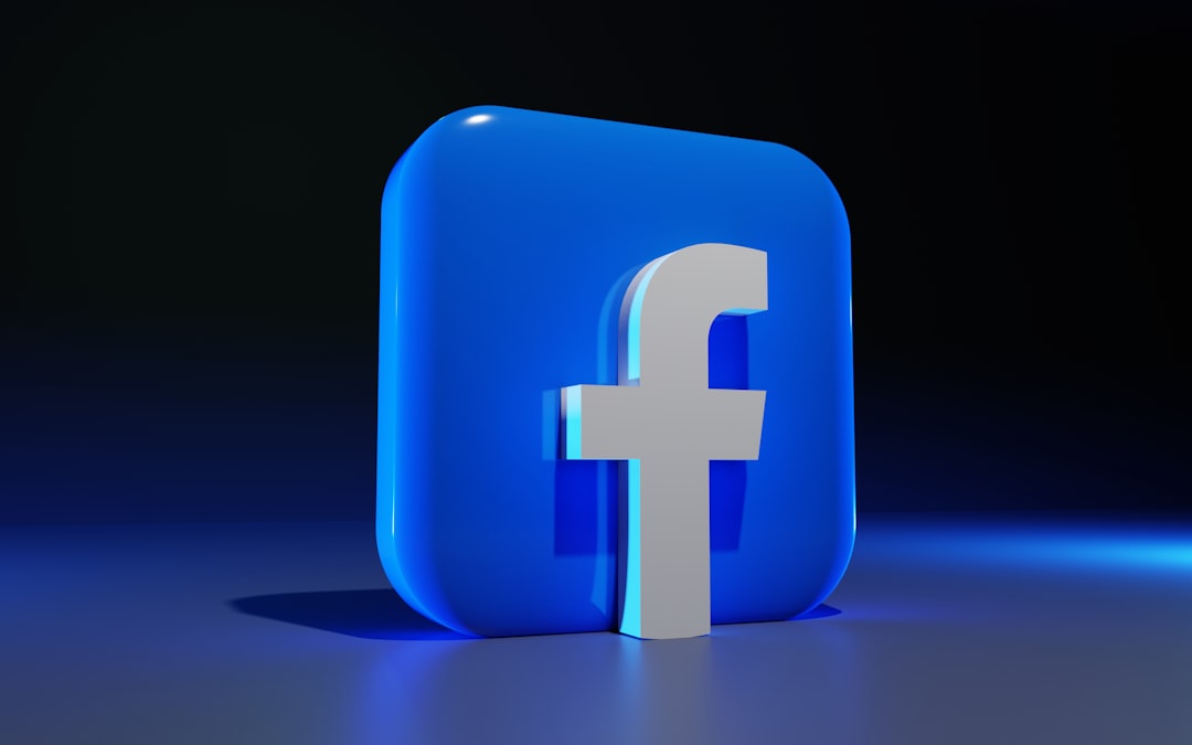 Screenshot Etiquette on Facebook: Policy, Ethics, and Alternatives (Share/Save Options)