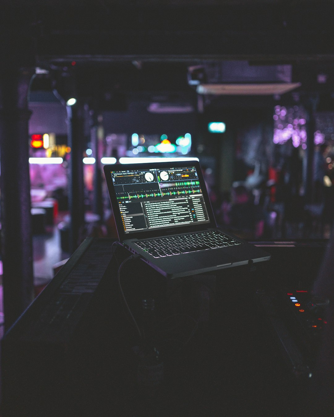 DJ Hero 2 soundtrack highlights