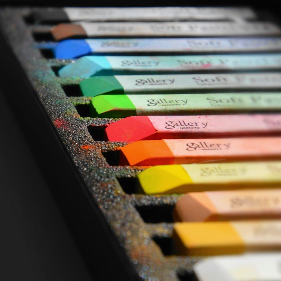 Top 8 Cheap Tools for Social Graphics, Templates & Brand Assets