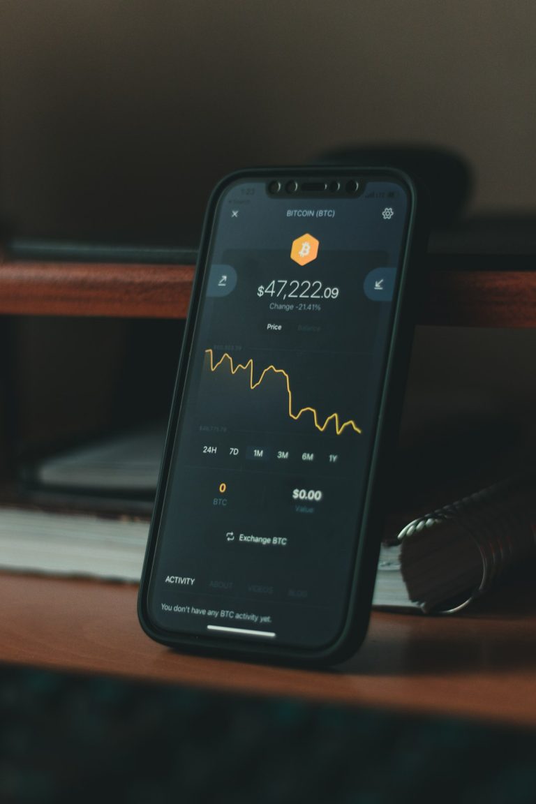 6 Home Energy Monitoring Apps For Real-Time Electricity Tracking