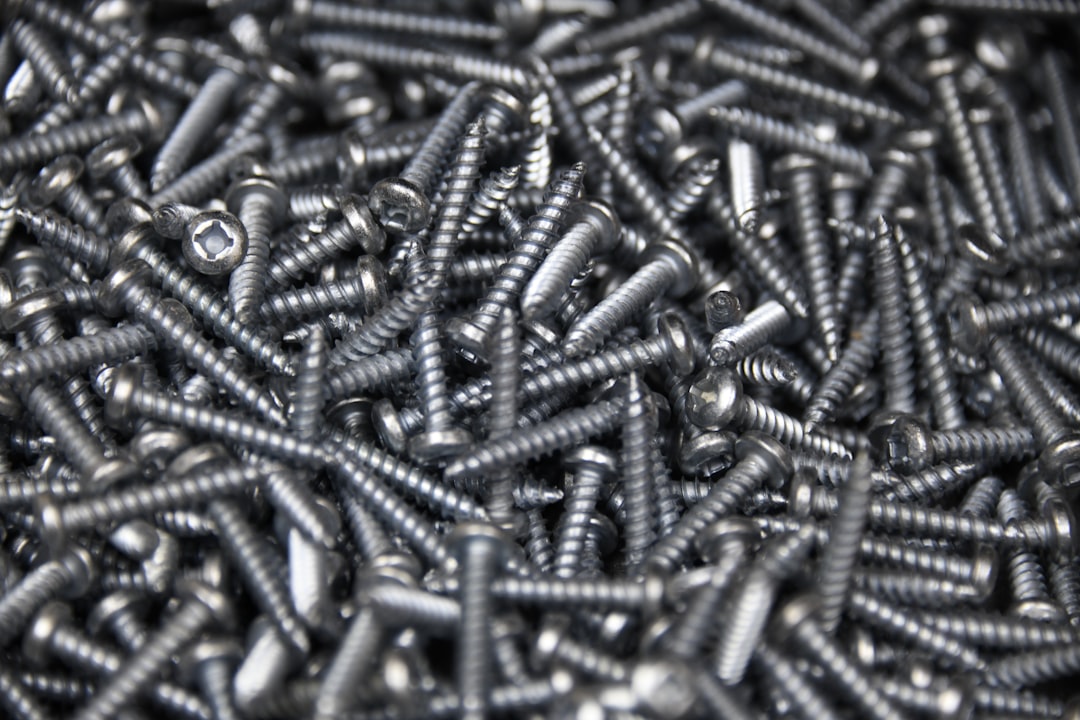 PowerScrews.com: Products and Company Overview